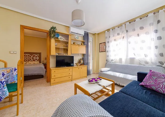 Cozy Appartment Torrevieja At Irina