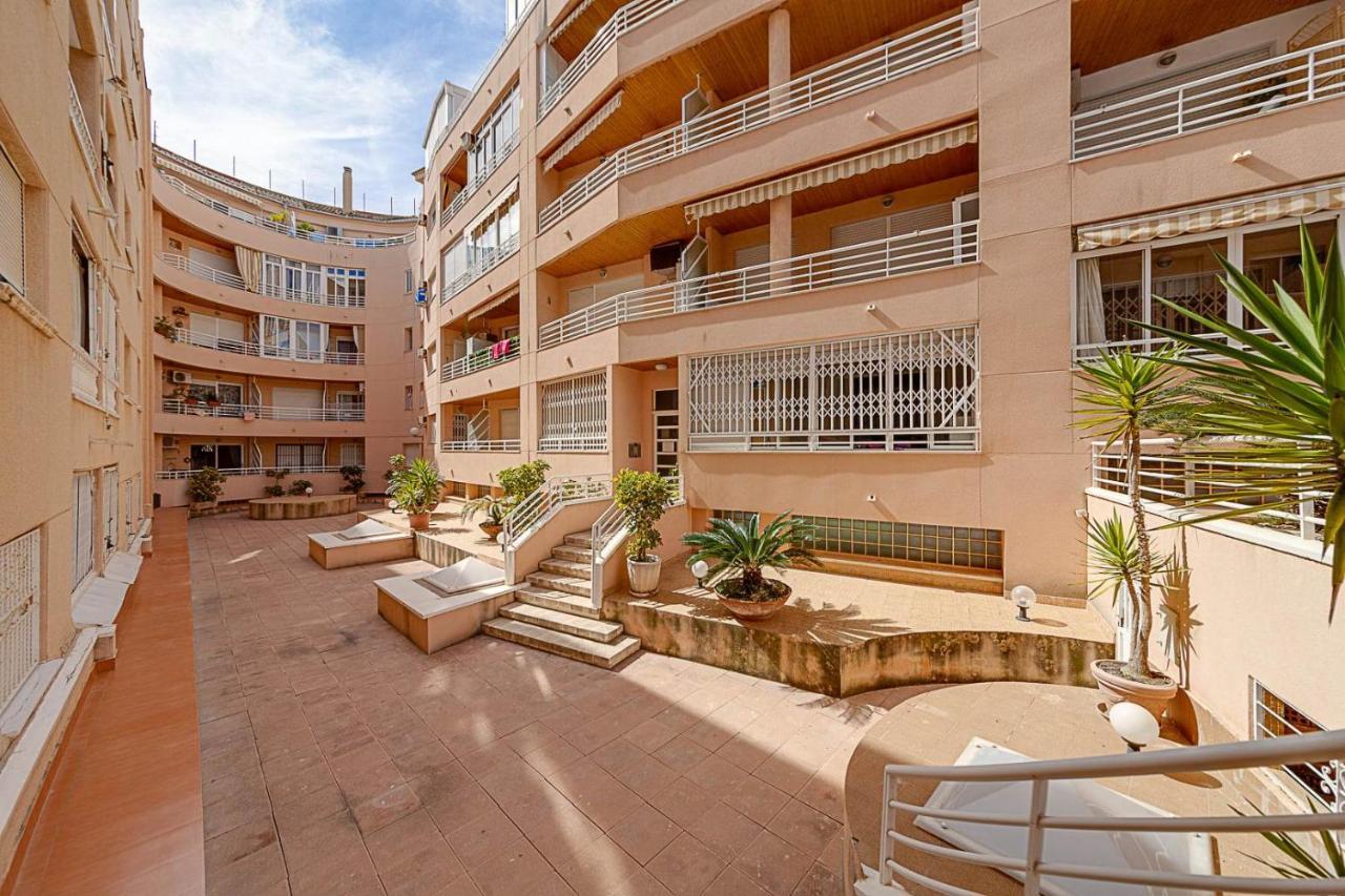 Cozy At Irina * Torrevieja